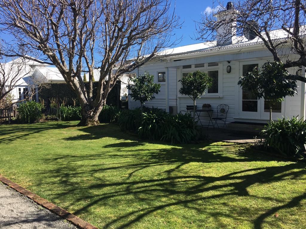 Aylstone Martinborough Hotel Екстериор снимка