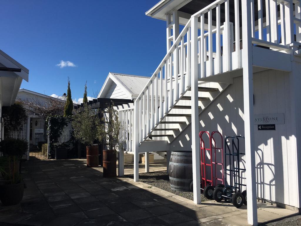 Aylstone Martinborough Hotel Екстериор снимка