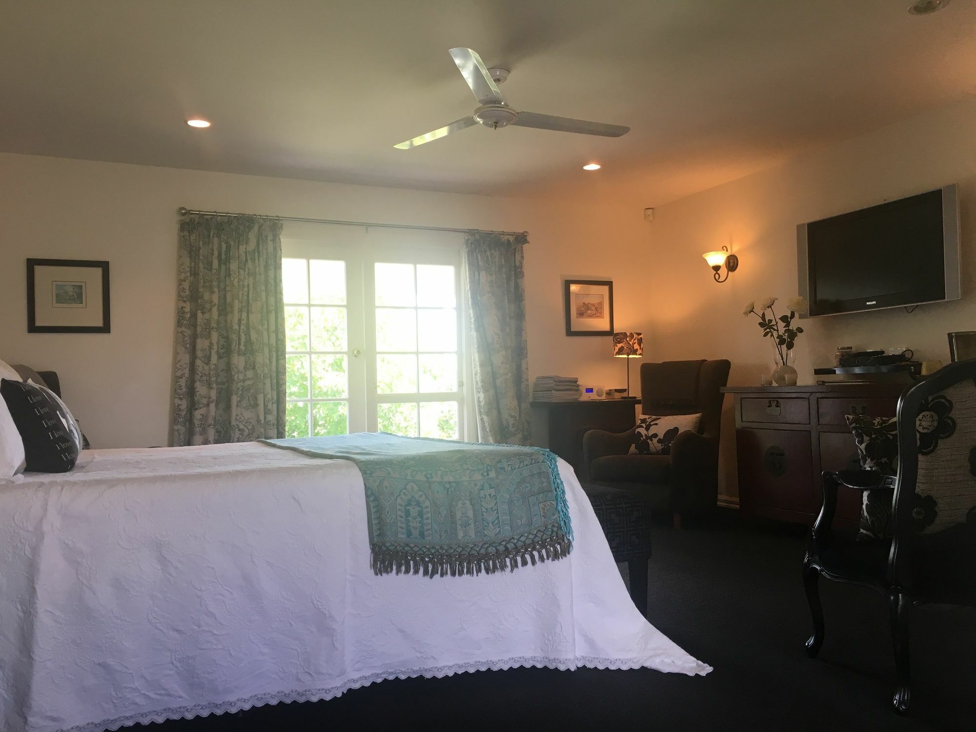 Aylstone Martinborough Hotel Екстериор снимка